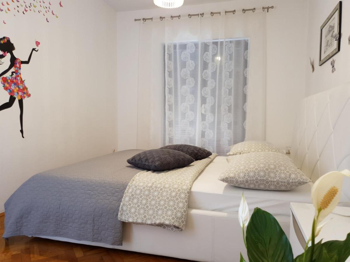 Gulin Apartments Водице Екстериор снимка