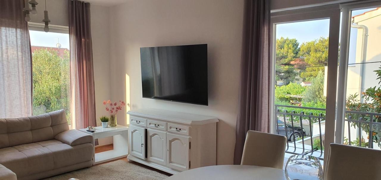 Gulin Apartments Водице Екстериор снимка