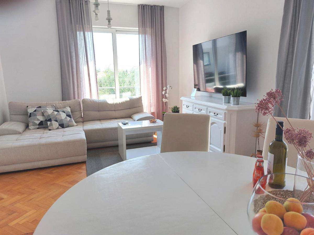 Gulin Apartments Водице Екстериор снимка