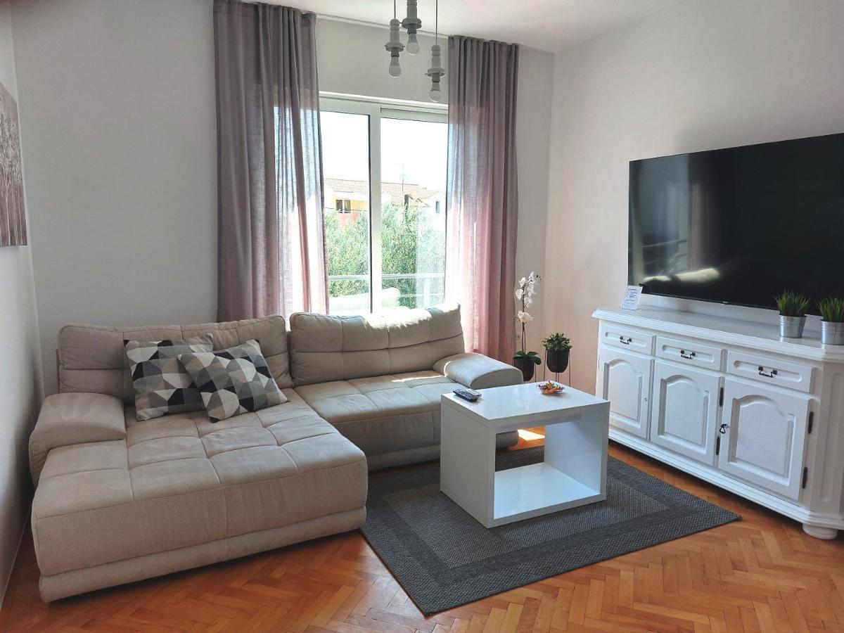 Gulin Apartments Водице Екстериор снимка