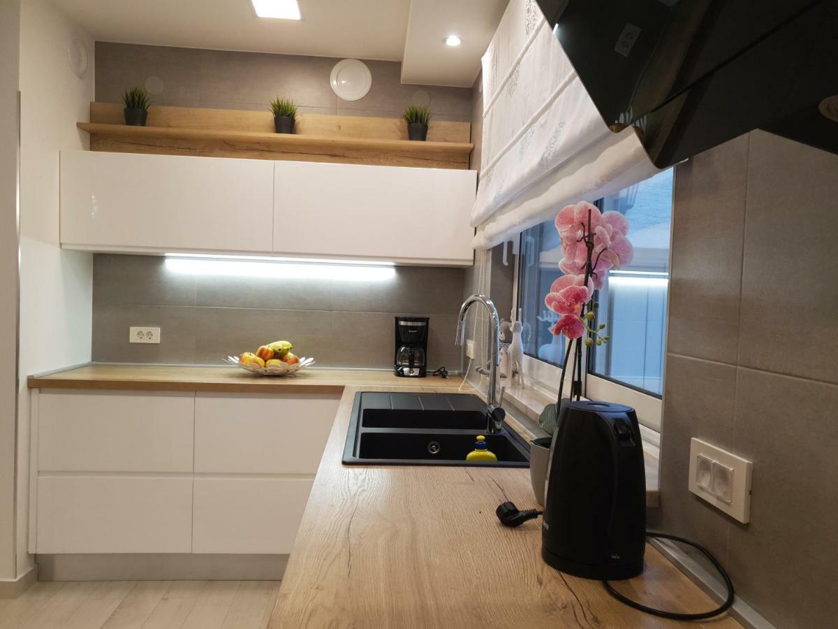 Gulin Apartments Водице Екстериор снимка